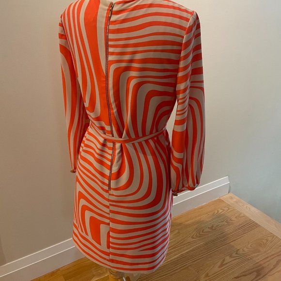 Tahari Swirling Print Jersey Shift Dress - Picture 3 of 5